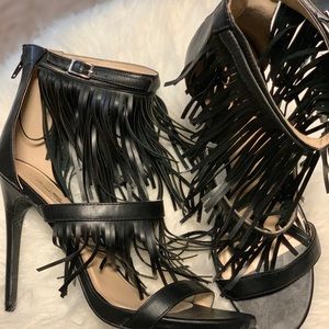 Faux leather fringe strappy sandals size 11